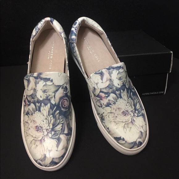 Kenneth Cole Floral Sneakers - Picture 1 of 8